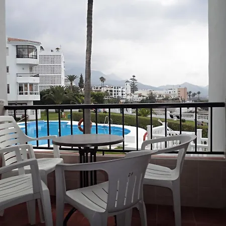 Palmeras 9 Menyber * Nerja