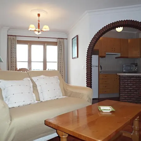 Palmeras 9 Menyber Nerja