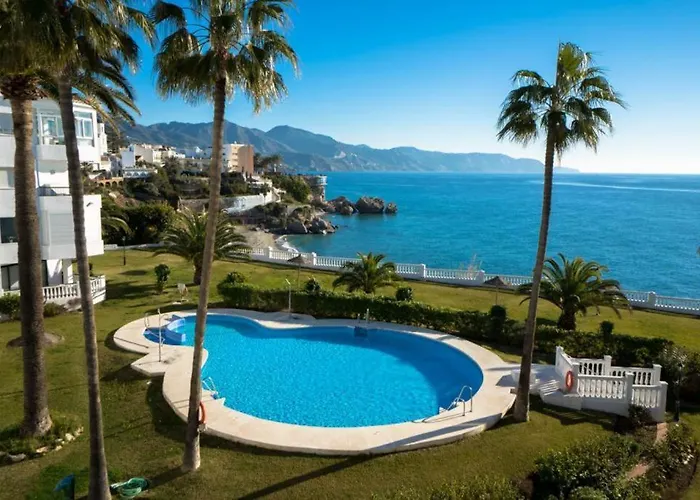 Palmeras 9 Menyber Apartamento Nerja
